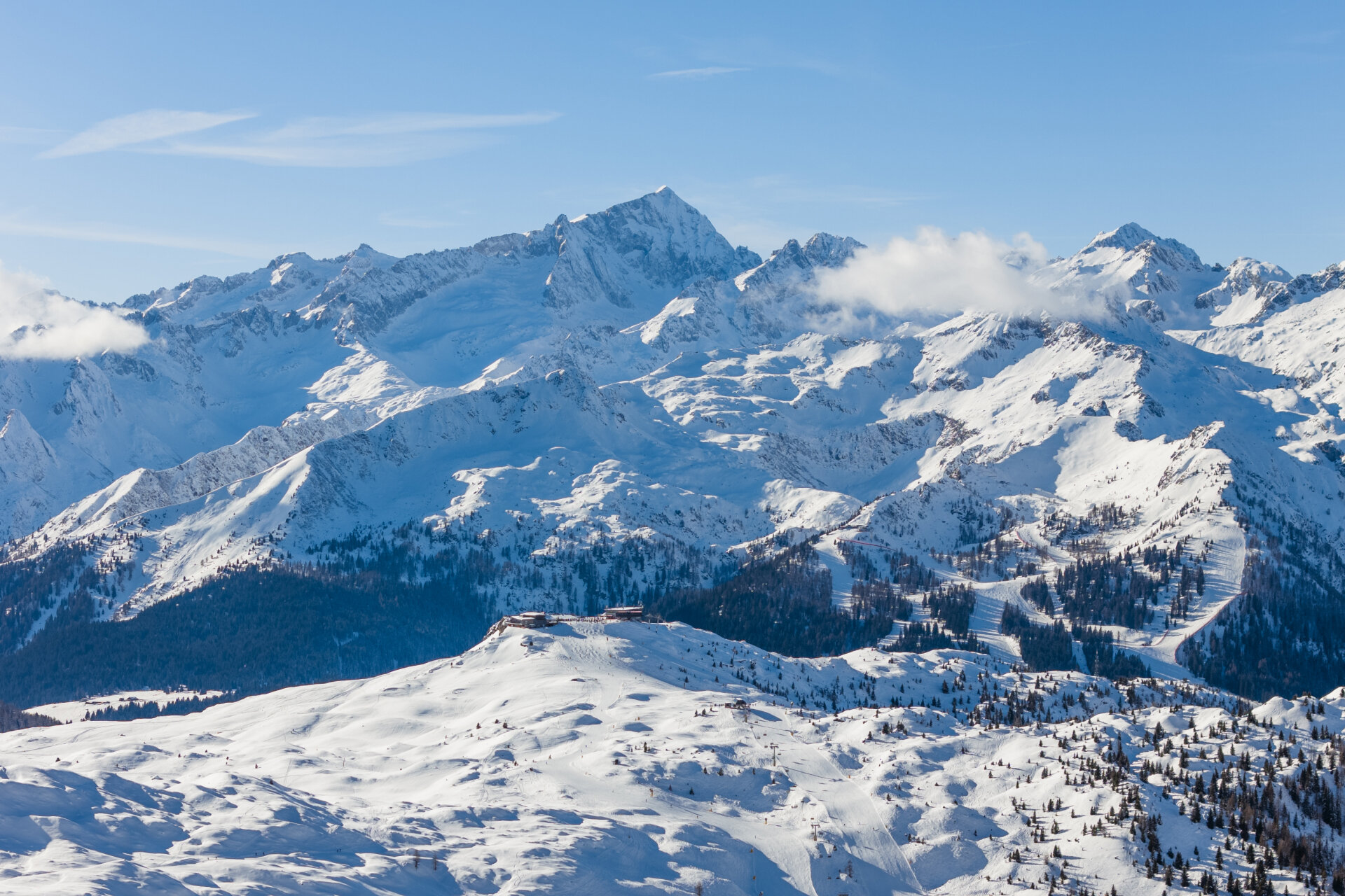 155 km di piste | © @Manuer Righi 155 km di piste | © @Manuer Righi
