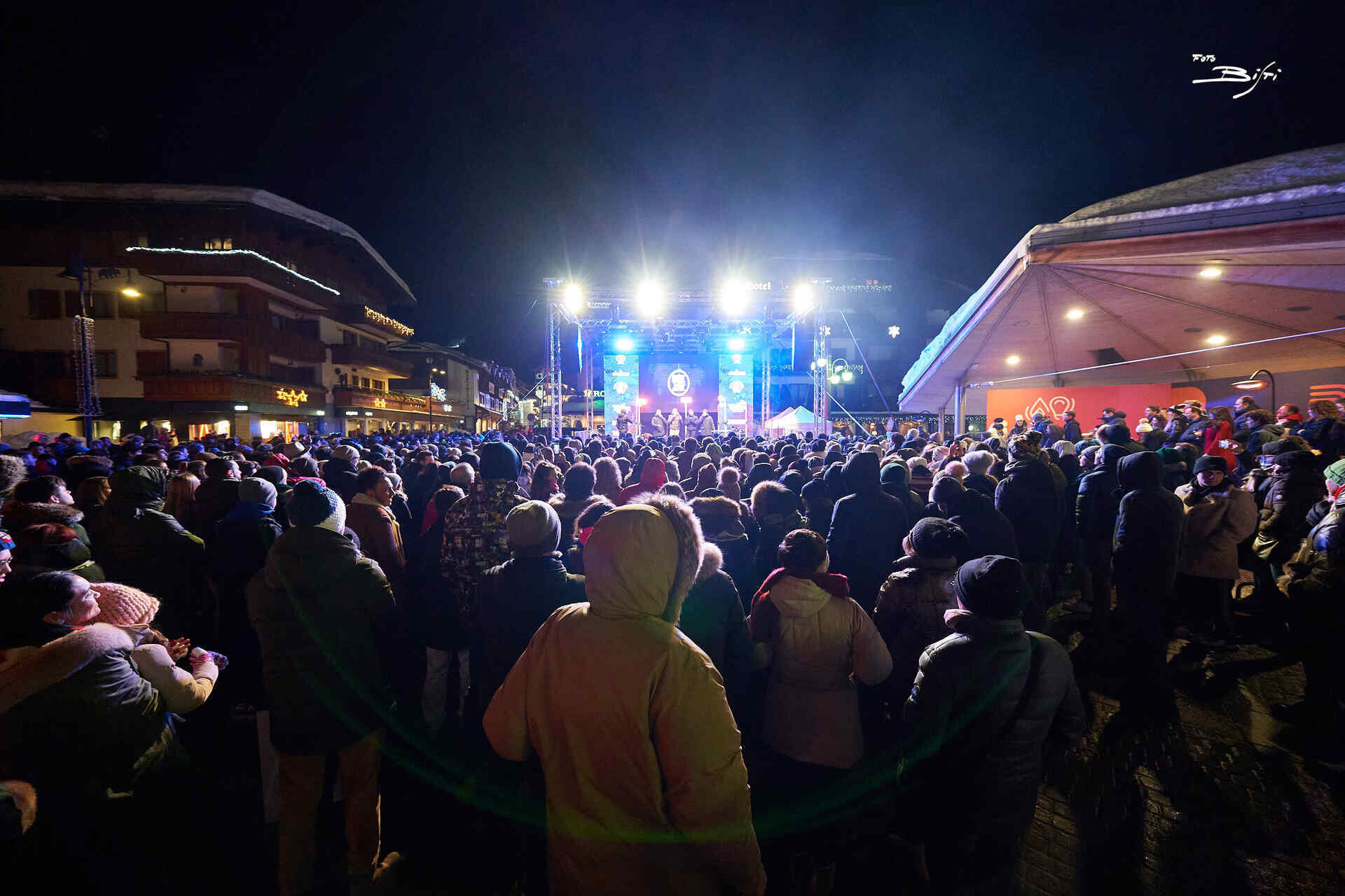 Sissi Xmas Square And New Year's Eve