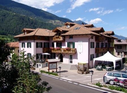 ALP HOTEL DOLOMITI