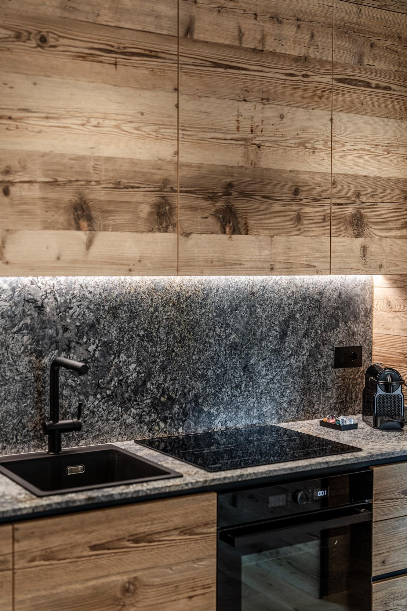 AlpedorMountainSuites_GPH_34