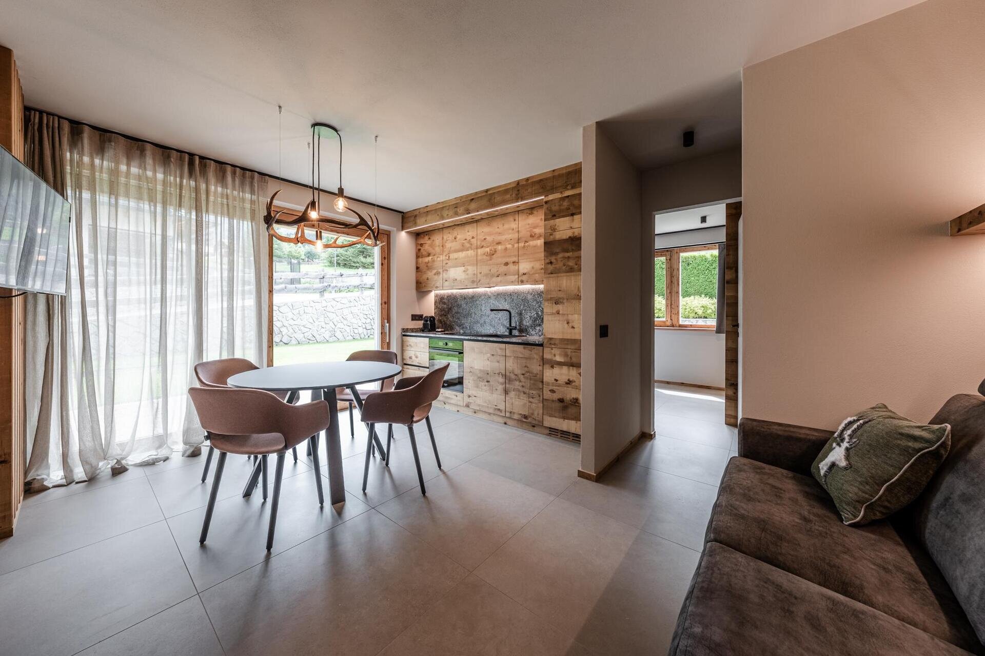 AlpedorMountainSuites_GPH_43