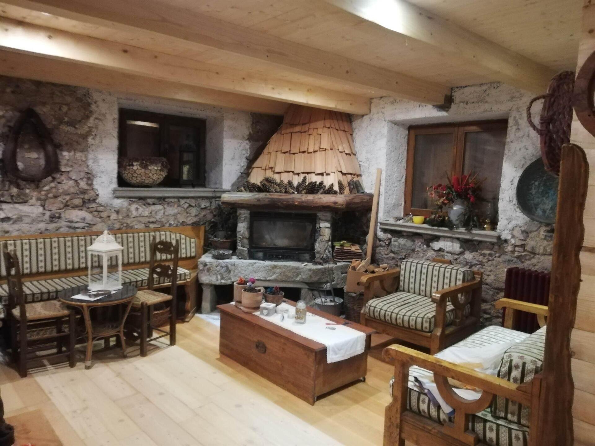 Camere Cerana 012 (1)