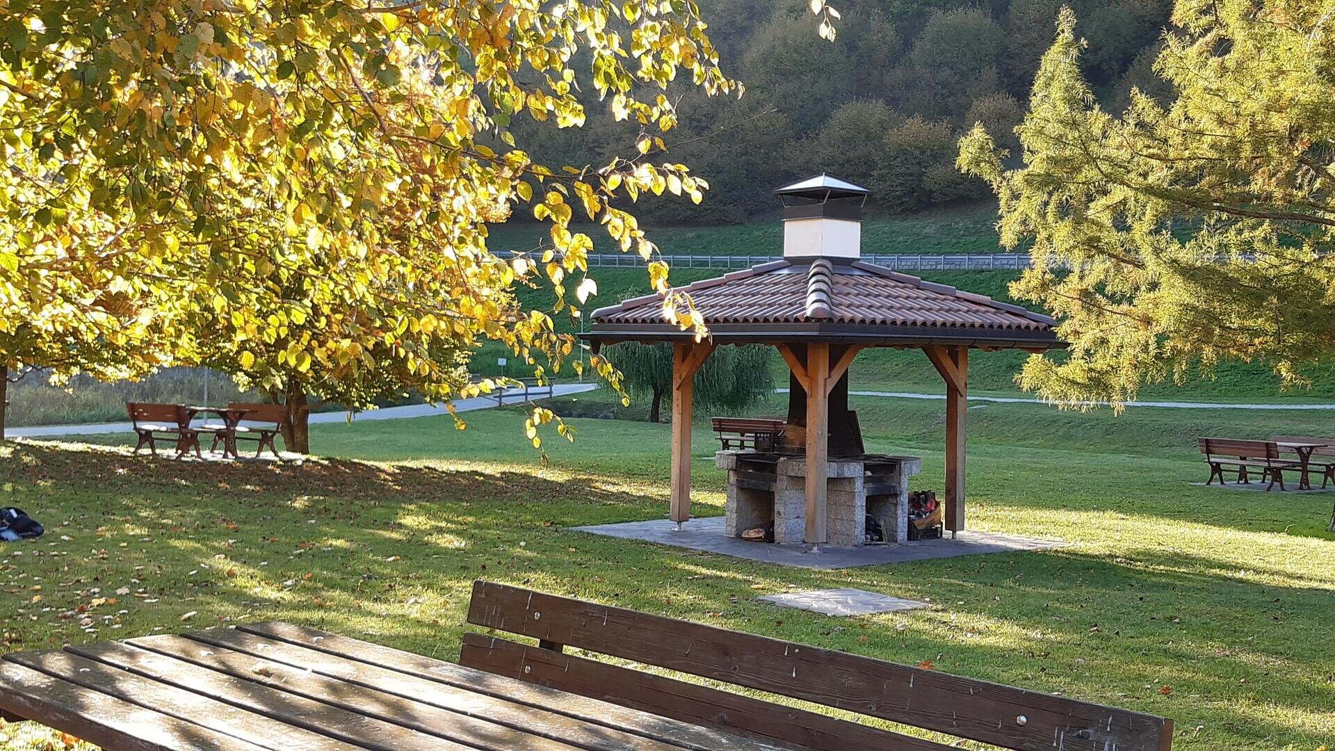 Lago di Roncone-Punti atrrezzati