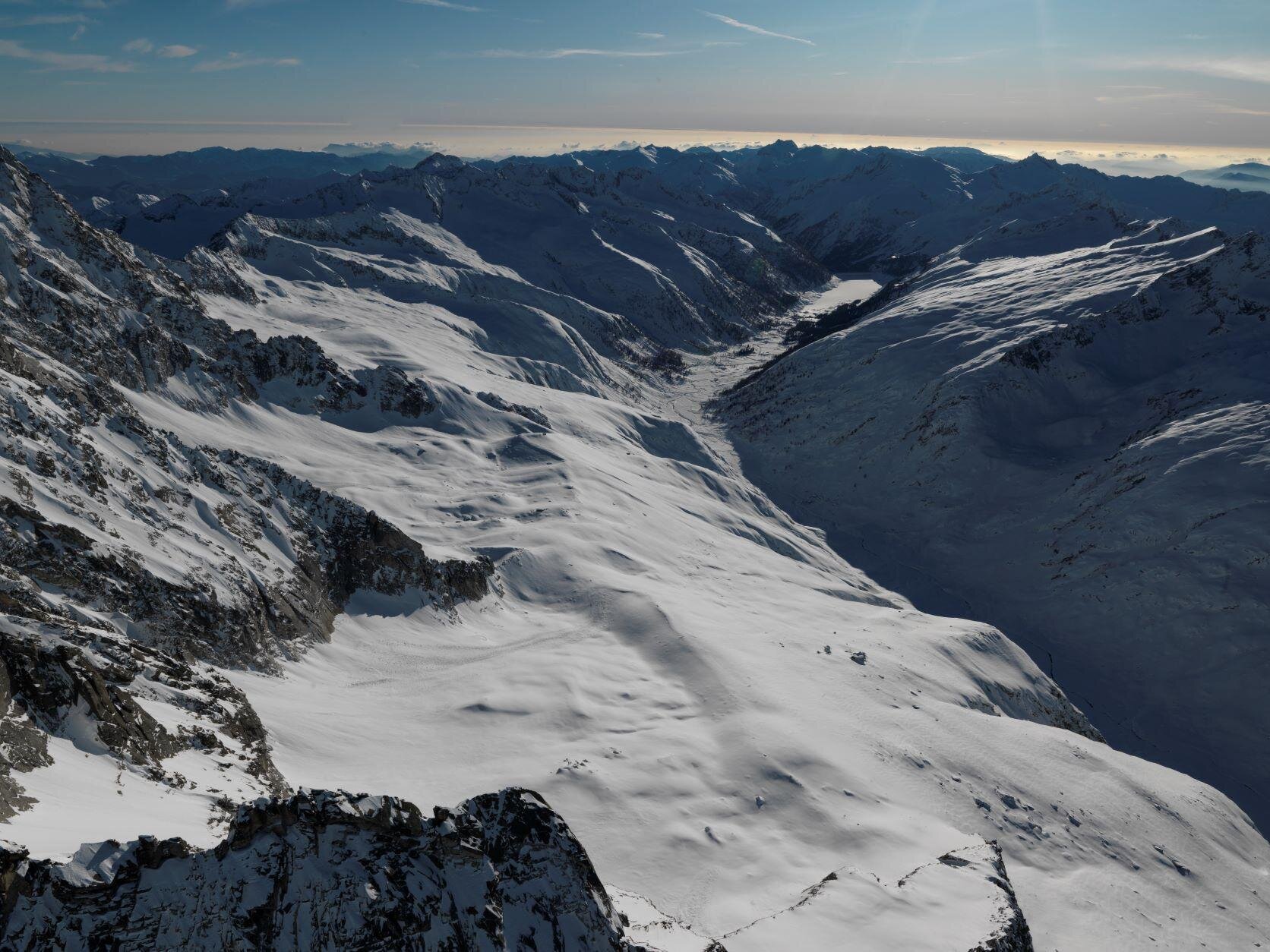 Daone Val di Fumo-vista verso la diga  di Bissina