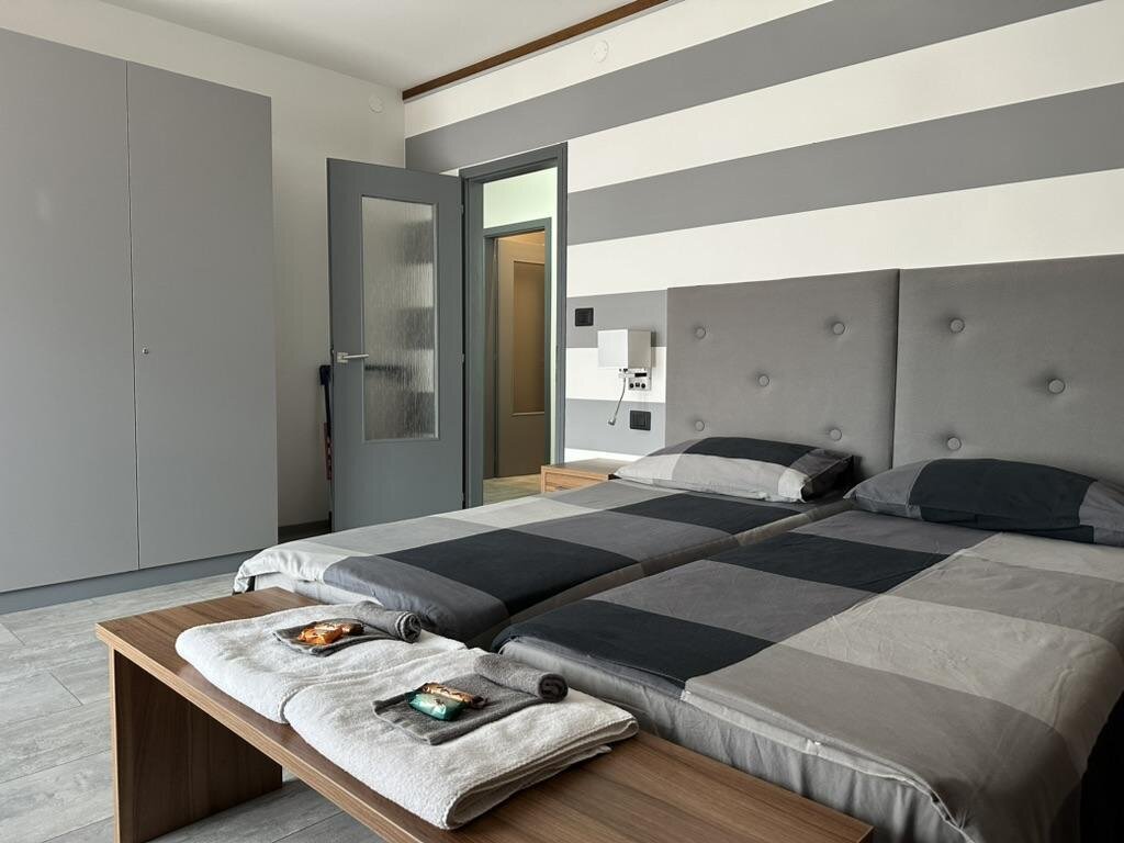 DOUBLE ROOM EAST