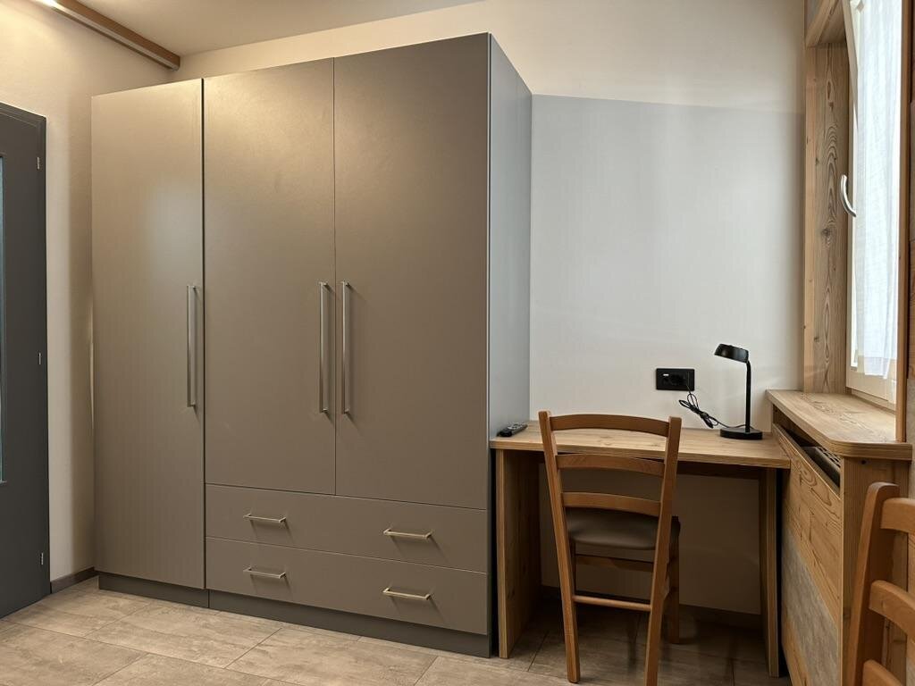 SINGLE ROOM NORTH