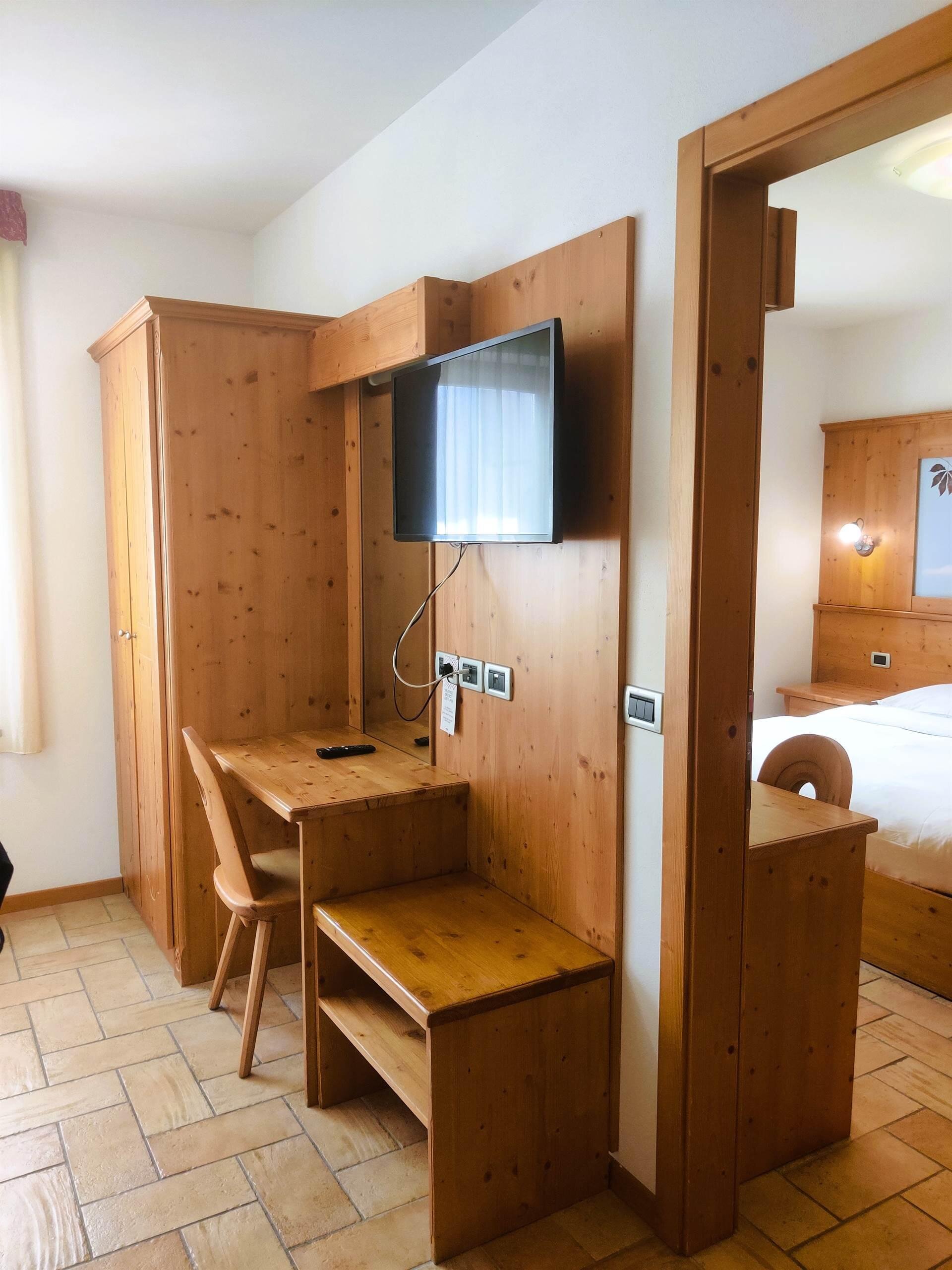 Junior room