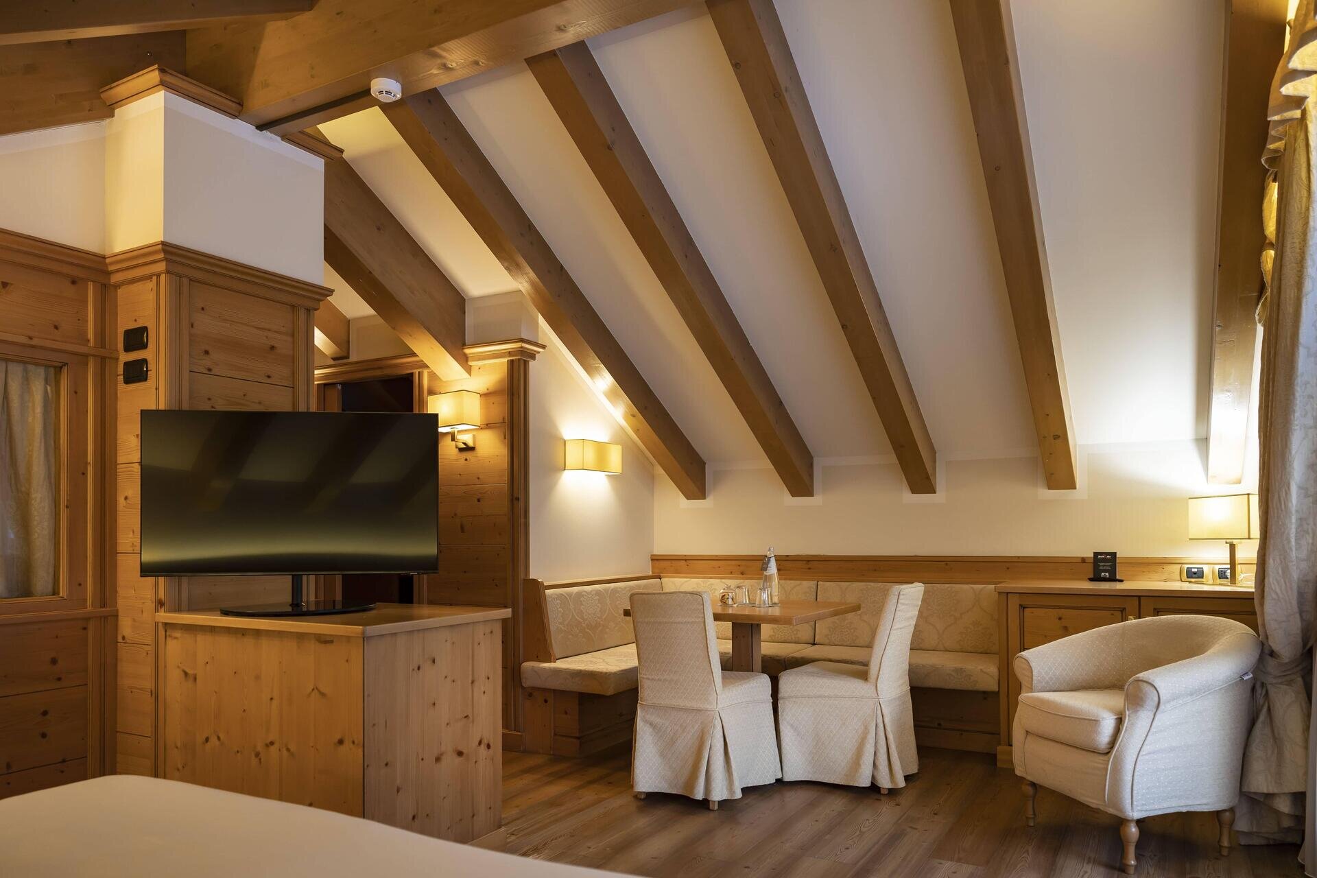 Hotel Beverly Suite.