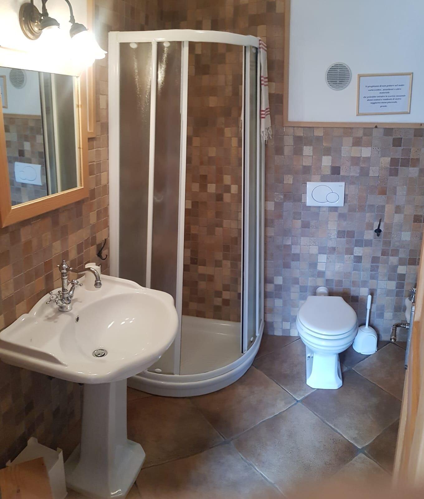 Images Trn 1 09a81829 14b3 40f6 82e9 Bbed02b9c88f 99 Image