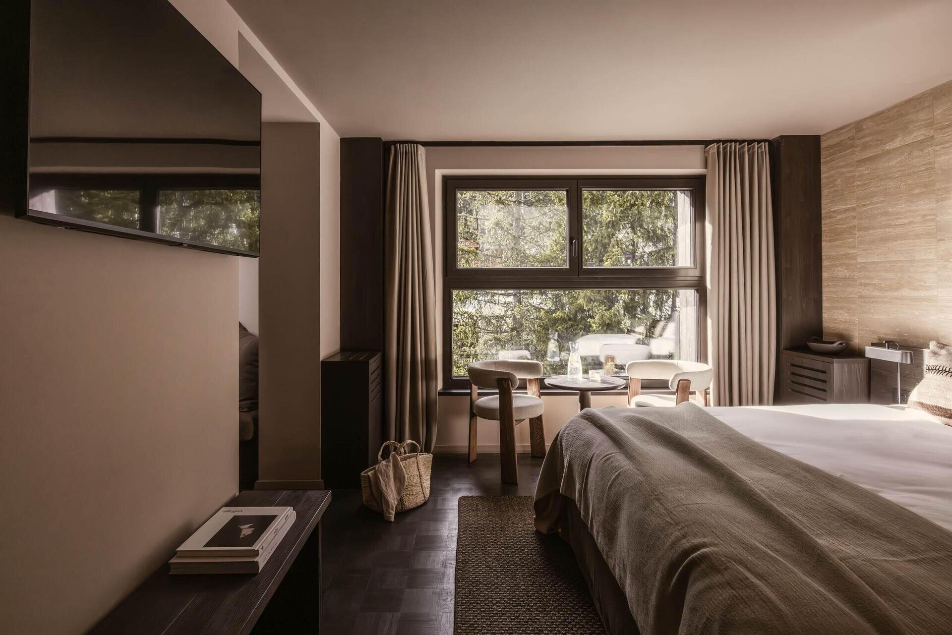 Summit Junior Suite