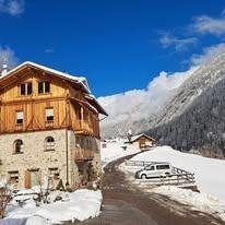 569755708_1159162886303718_4653341162814087092_n