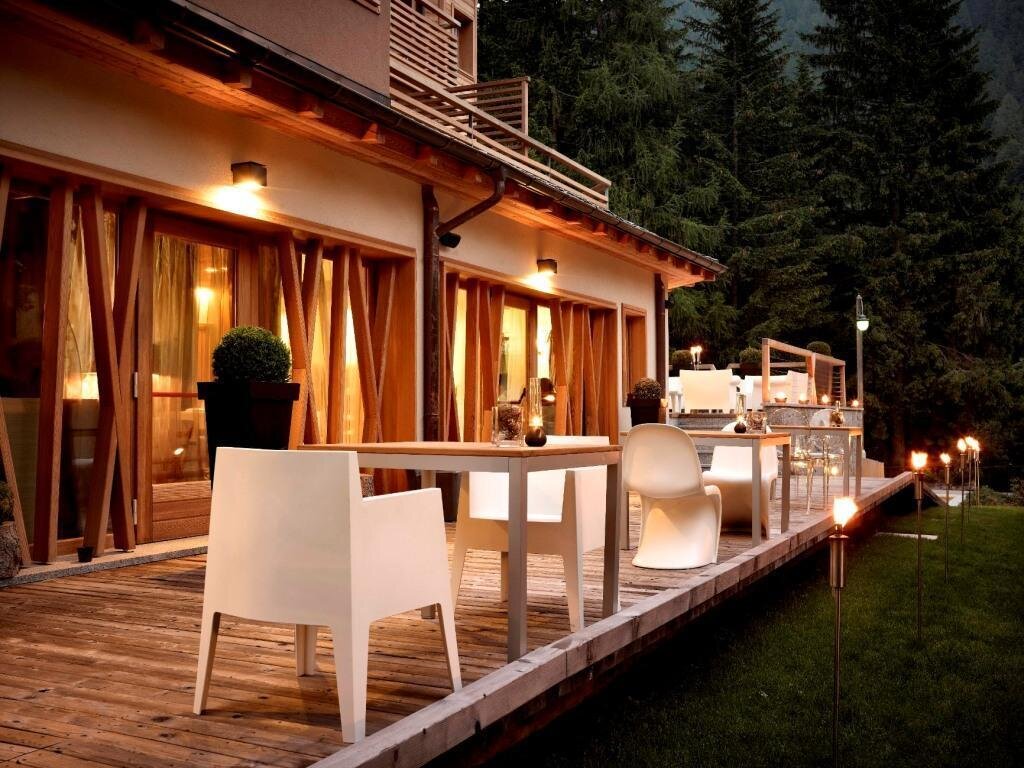 D.V. CHALET HOTEL & SPA MADONNA DI CAMPIGLIO