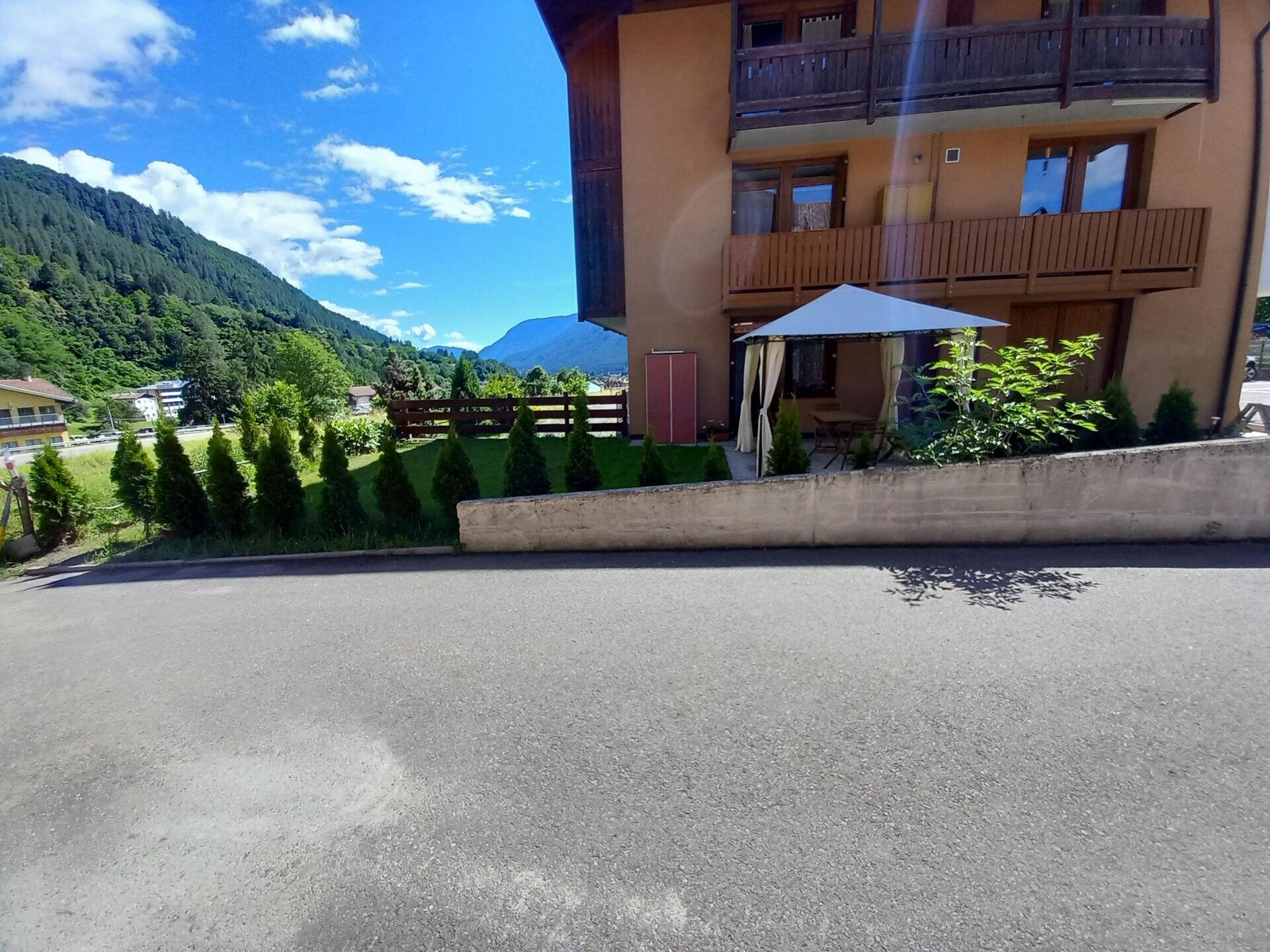 Images Trn 1 860f737c C90c 479d 98f9 E61731cec319 99 Image