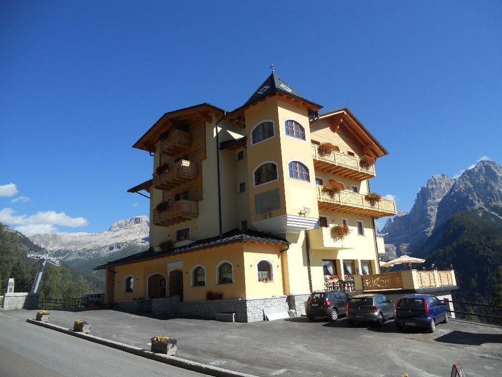 FONTANELLA PANORAMA HOTEL