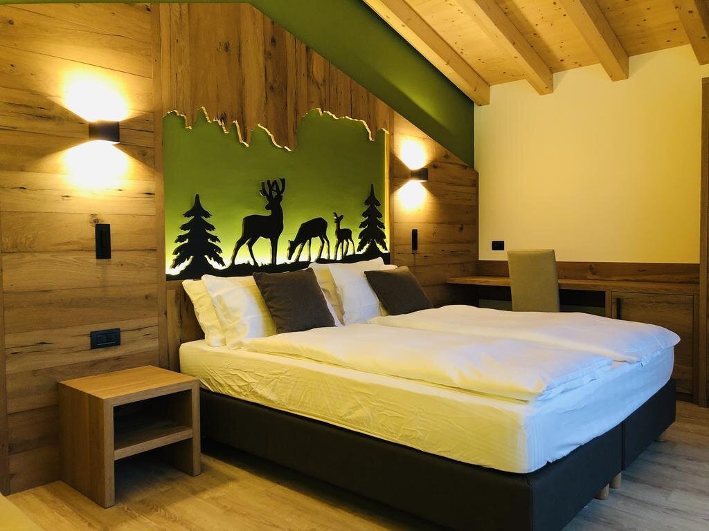 FULUN MOUNTAIN LODGE