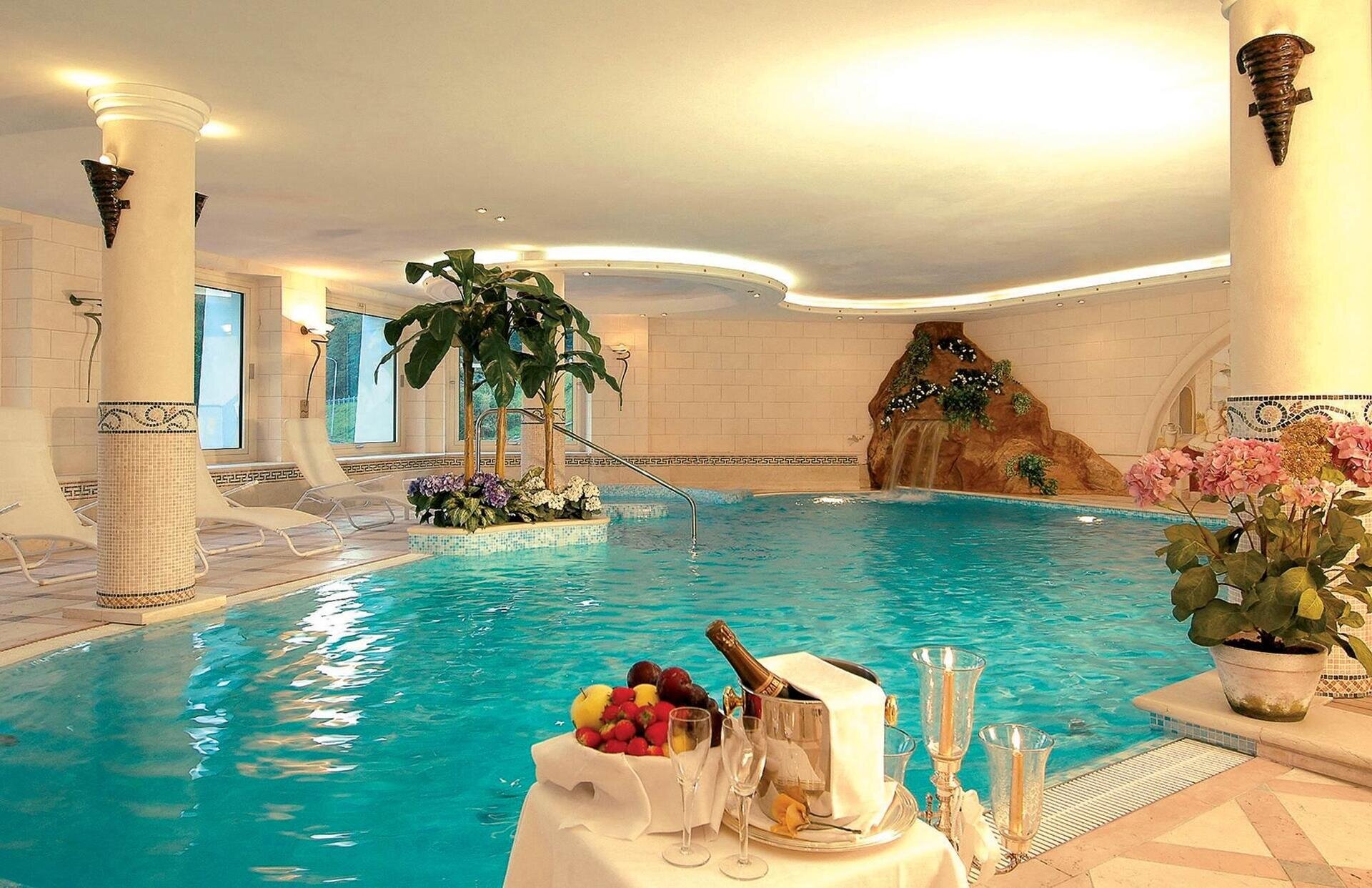 pscina hotel lorenzetti