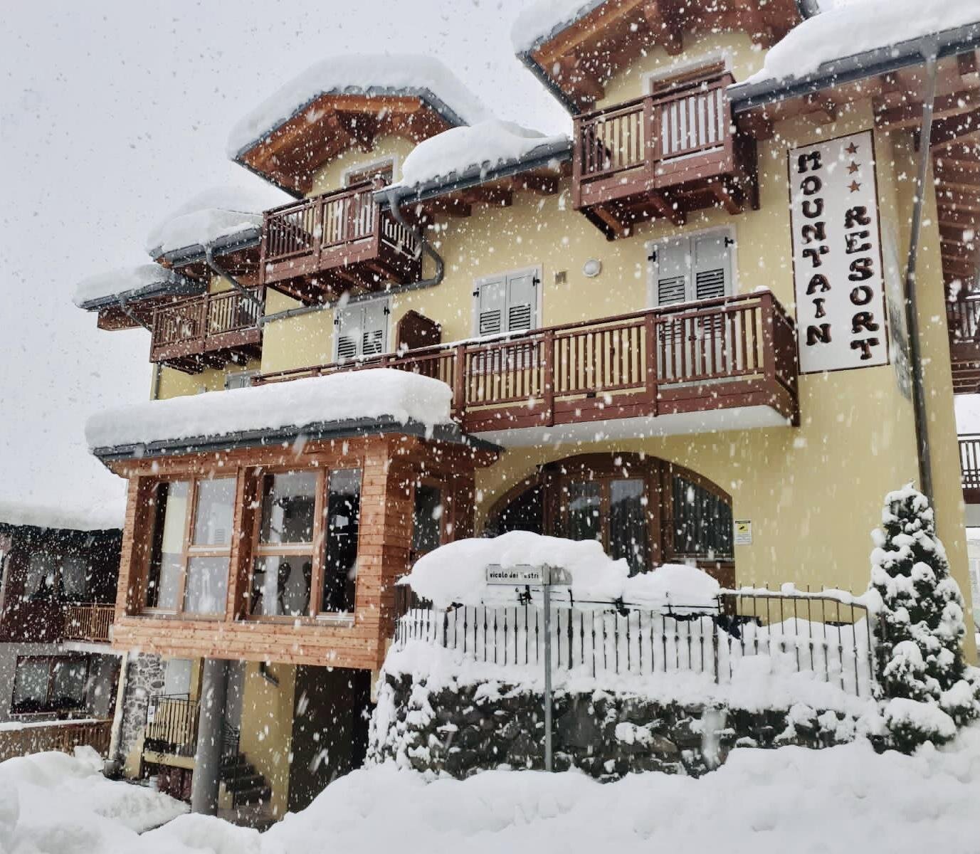 755317a3-be06-4c98-baa2-14e309a0fa5c