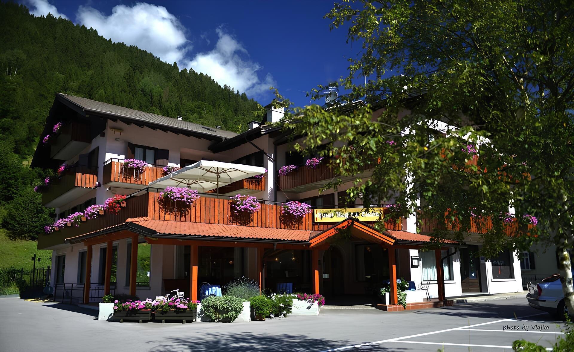 HOTEL REGINA ELENA