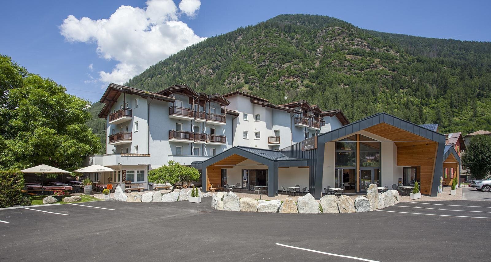 Hot_Santoni_bassa_01