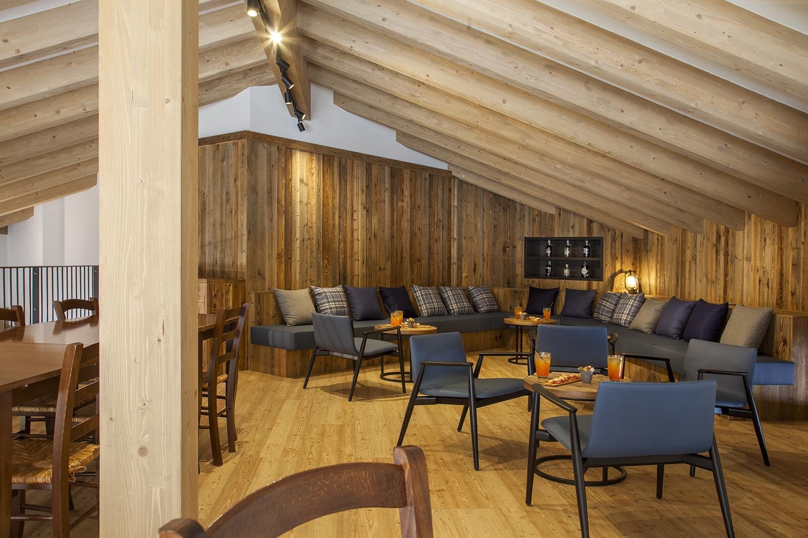 Hot_Santoni_bassa_21