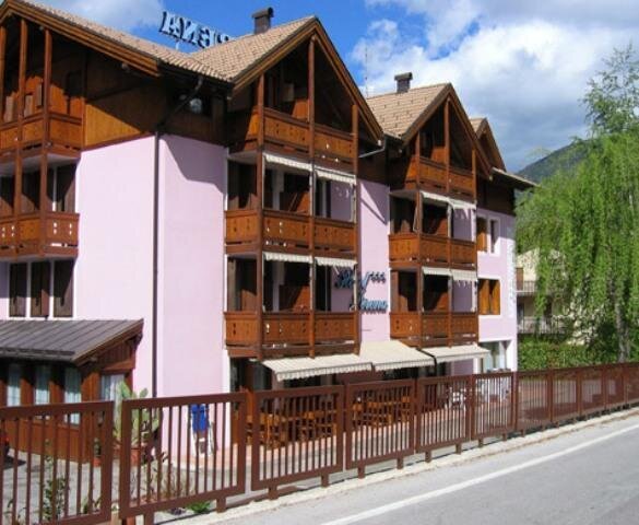 HOTEL SERENA