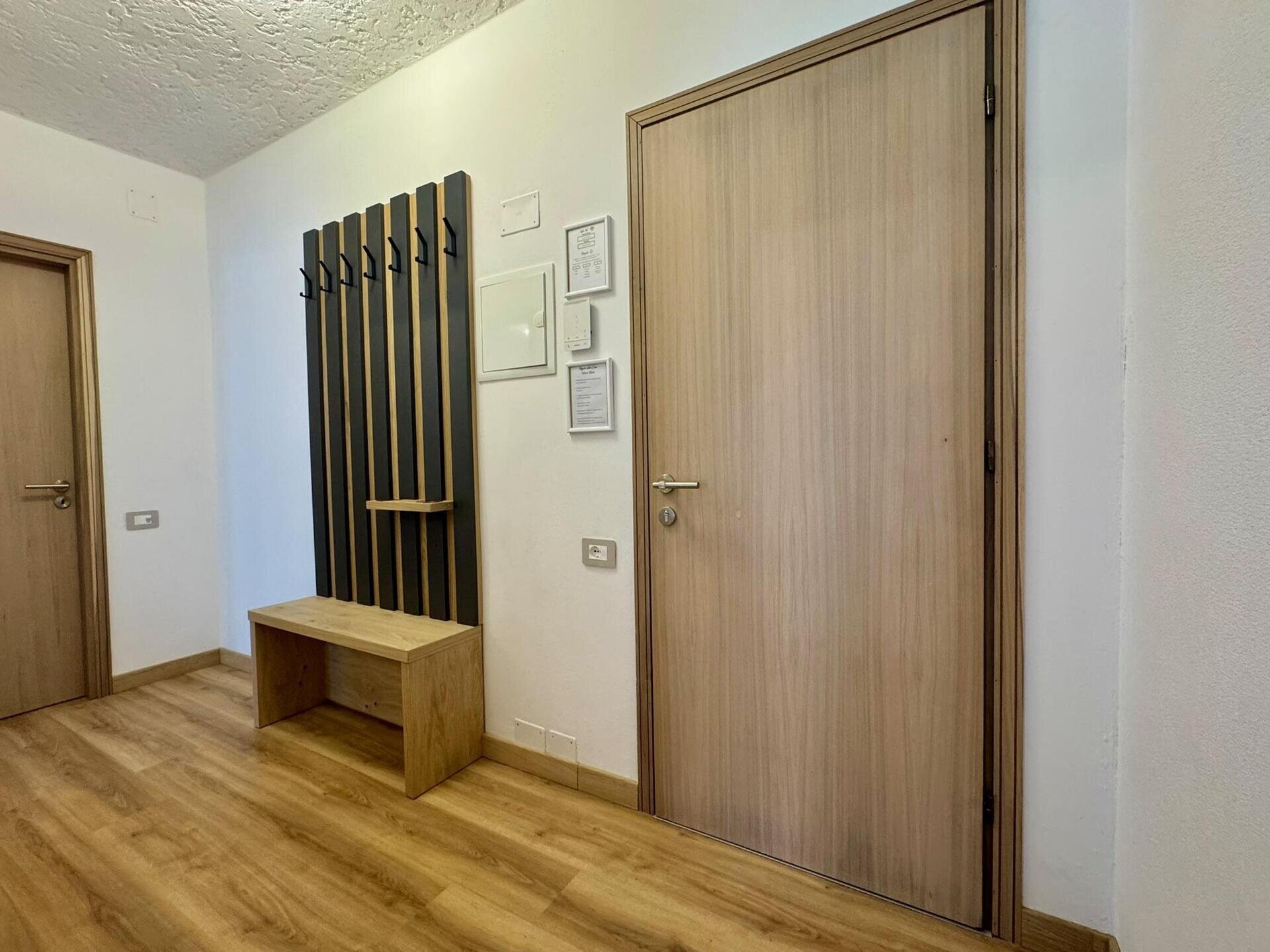 6B02CFCB-9065-429F-908F-23412329CC23