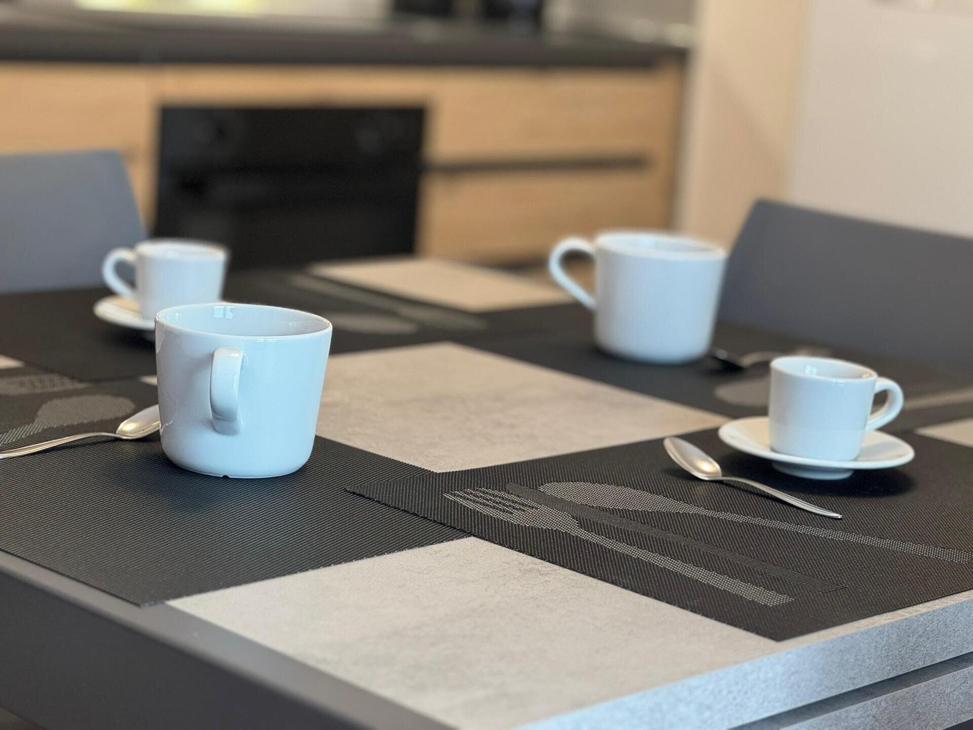 036ABD61-4EA7-46F5-A125-22B67DAF32B0