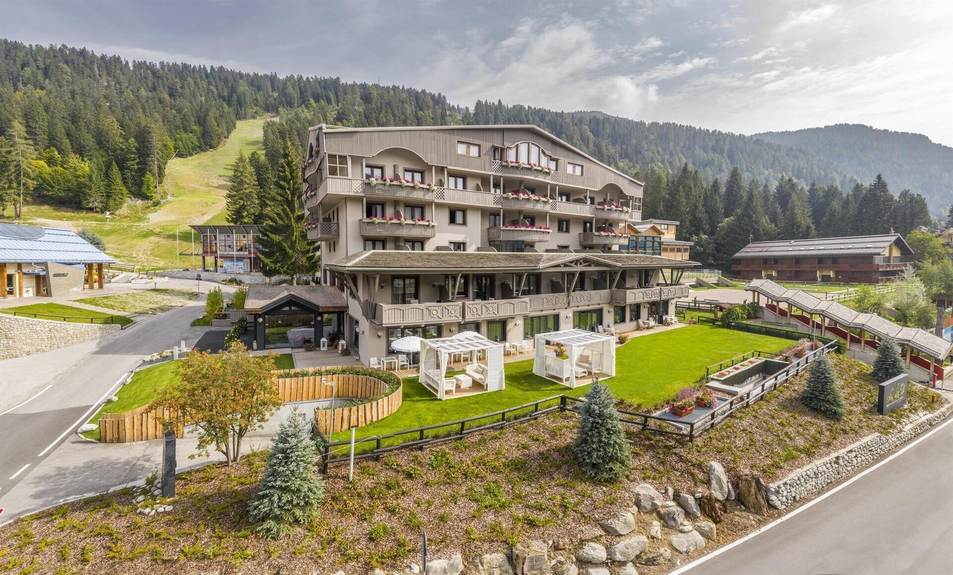 SPINALE HOTEL
