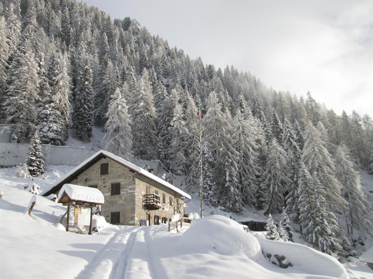 esterno con neve
