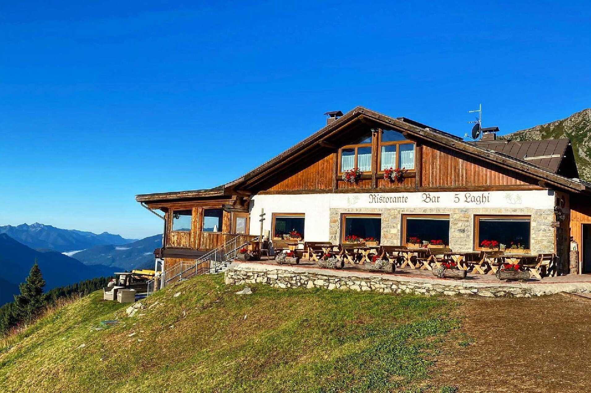 Baita Natalia ai 5 Laghi