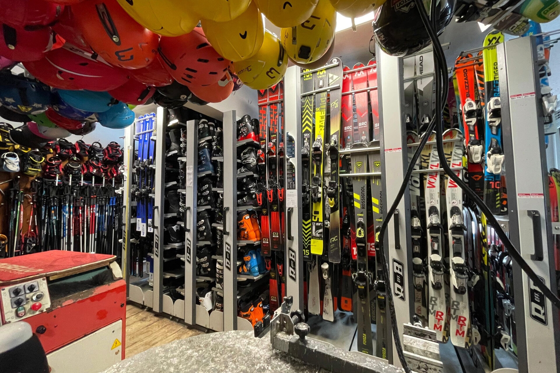 Centro Snowboard Sky Rent Z-One